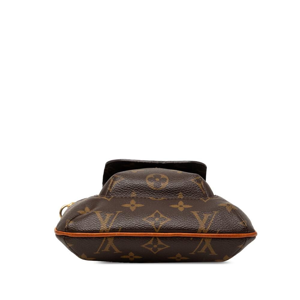 Louis Vuitton Clutch