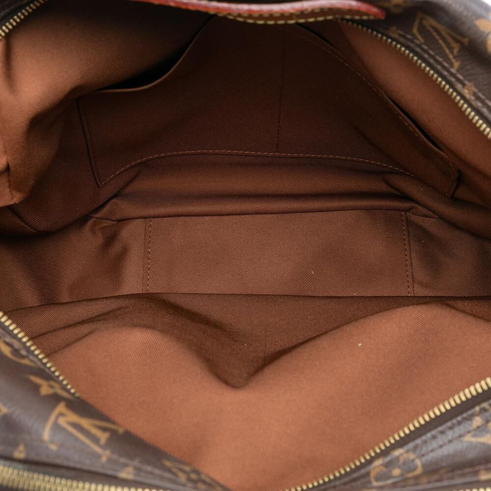 Louis Vuitton Shoulder Bags