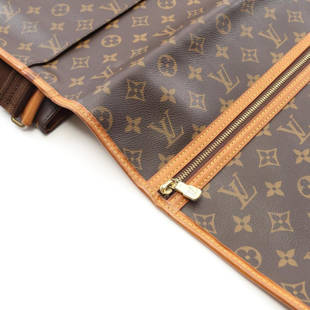 Louis Vuitton Bosphore