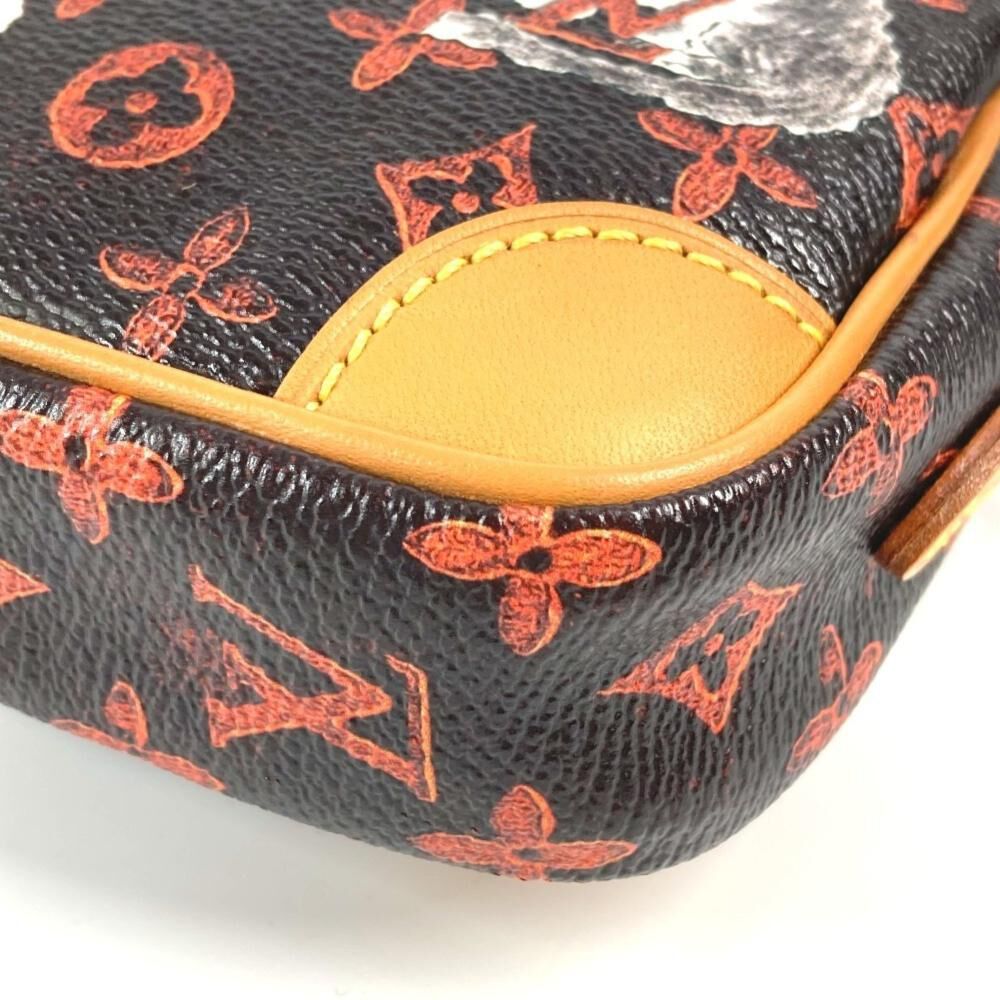 Louis Vuitton Shoulder Bags