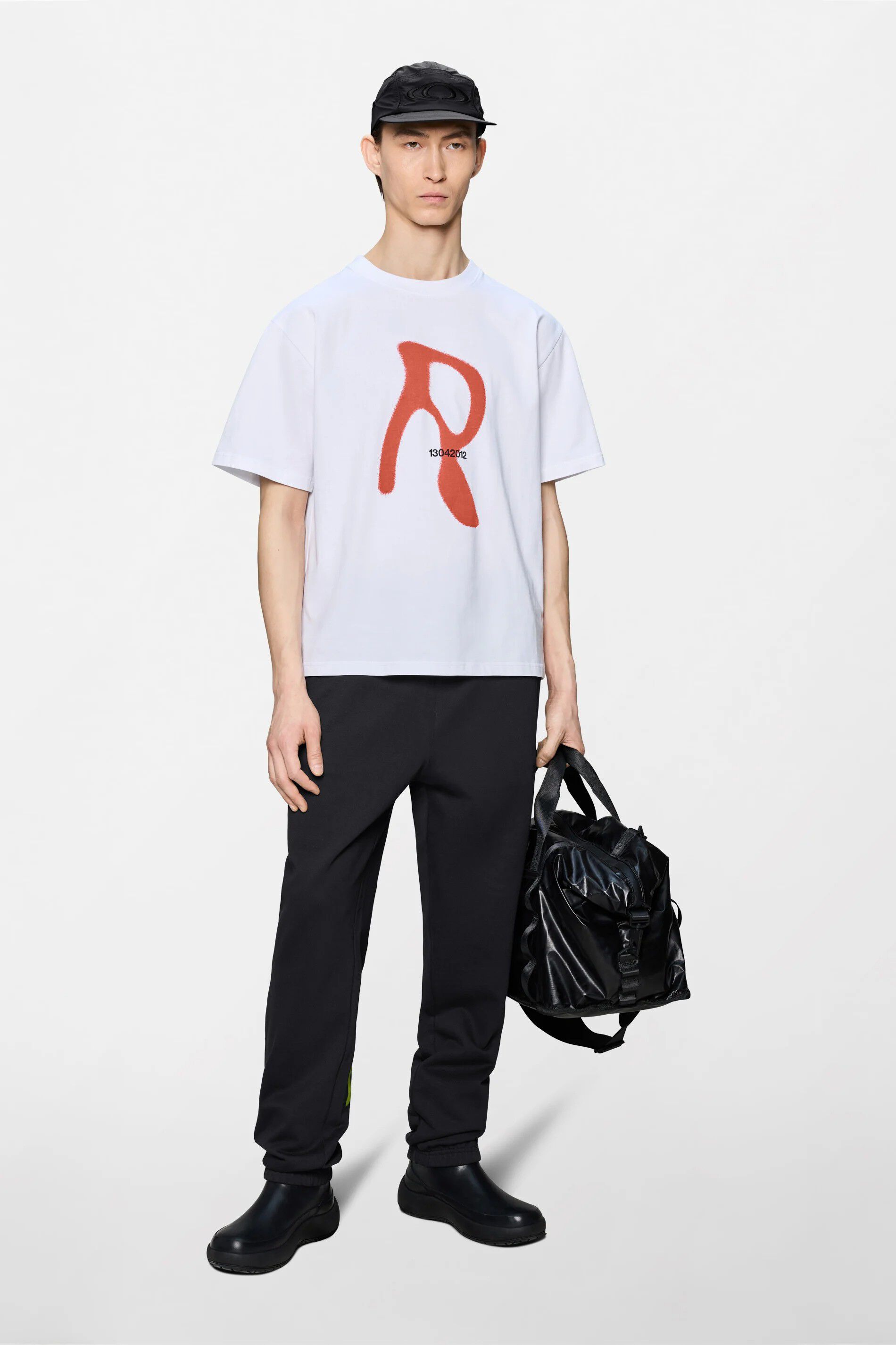 Classic T-shirt Blurred