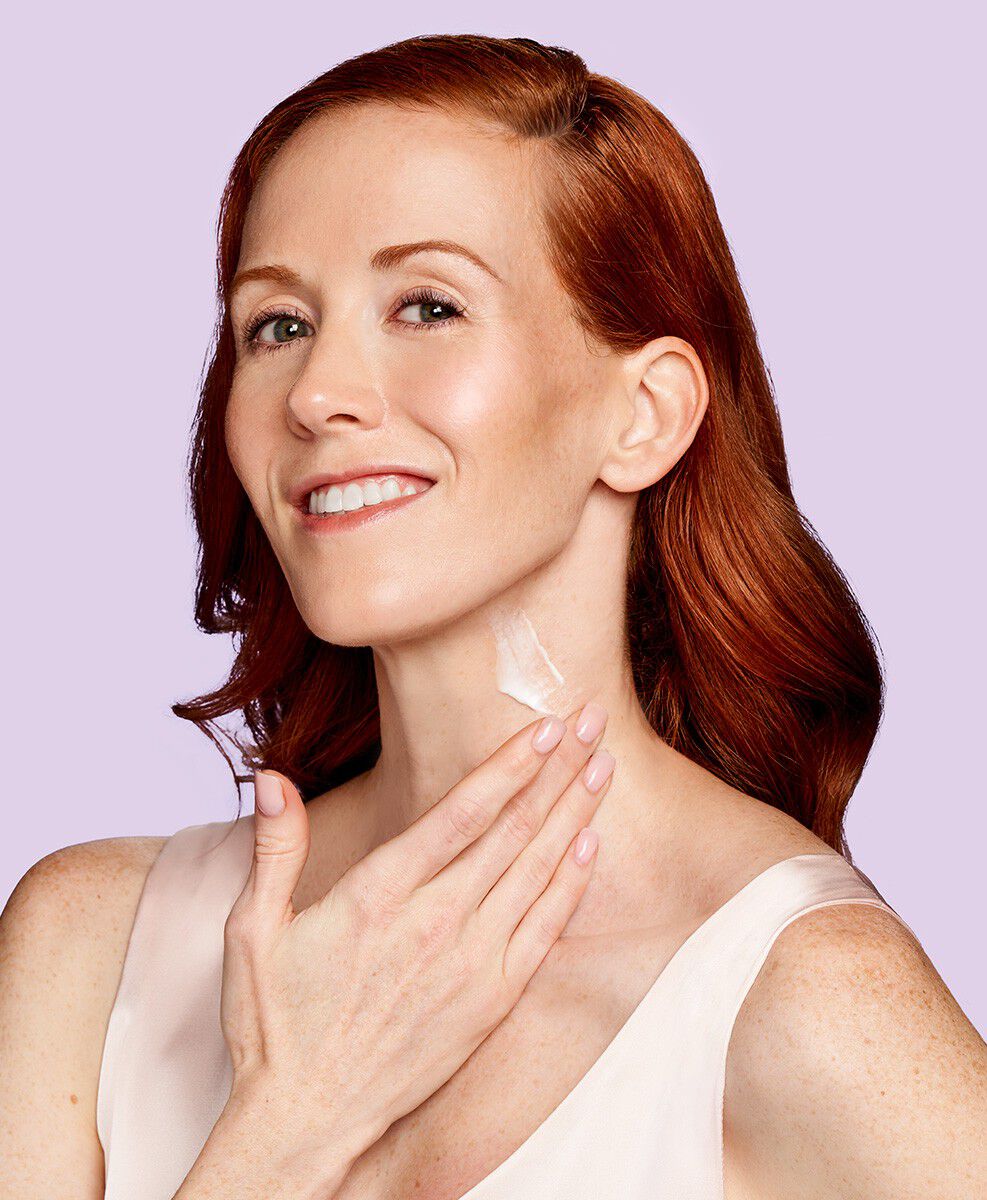 Age Reverse Toning Neck Cream