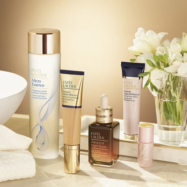 Futurist Hydra Rescue Moisturizing Makeup