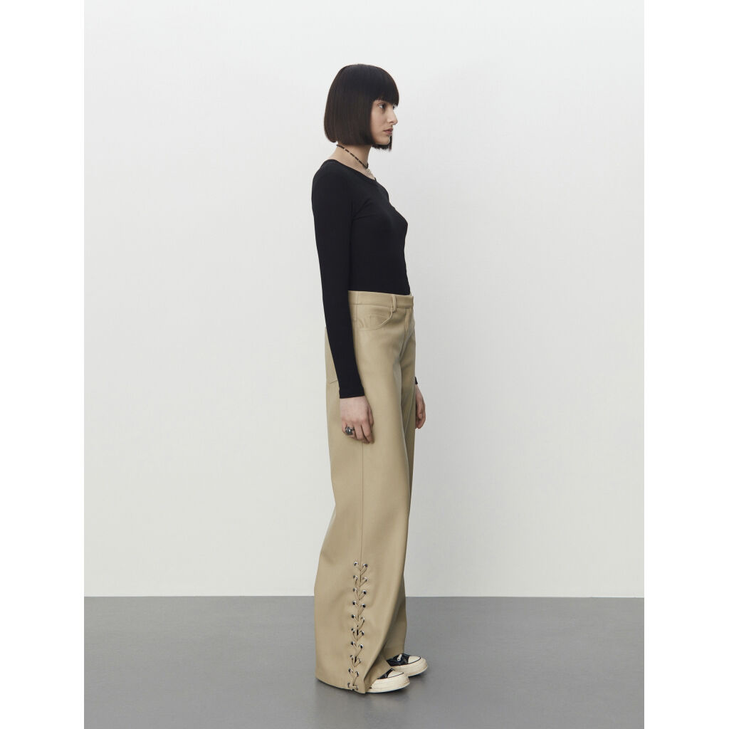 2ND Edition Hero TT - Soft PU Lamb