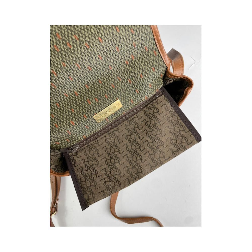 Yves Saint Laurent Shoulder Bag