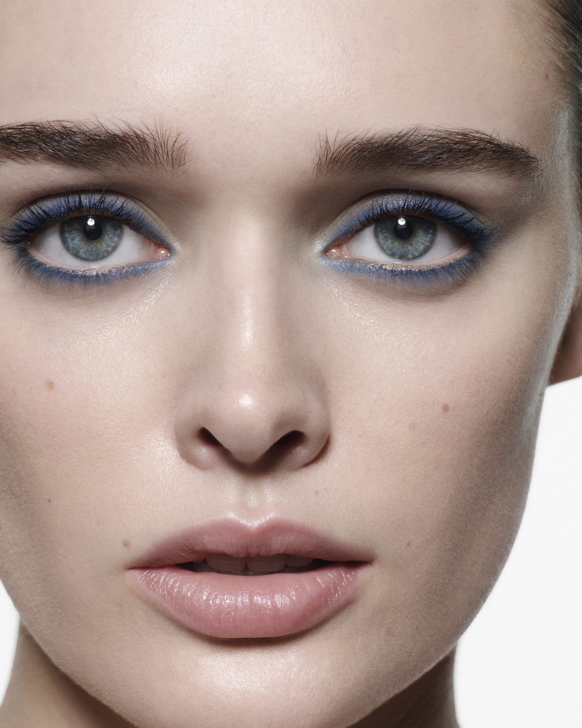 Satin Kajal Liner