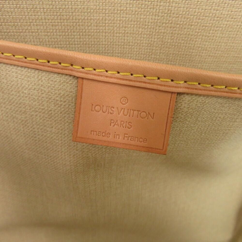 Louis Vuitton Excursion