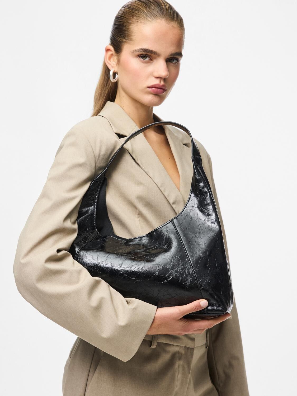 PCJOYE PATENT HOBO BAG D2D FSY