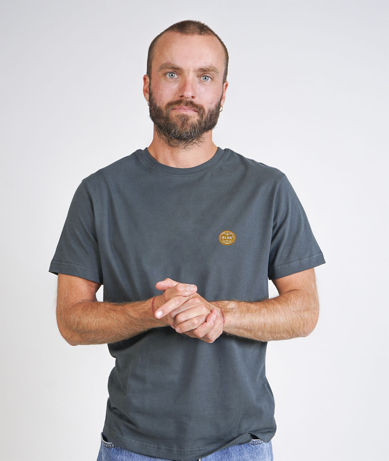 GLOBE MEN'S BRUSHED T-SHIRT