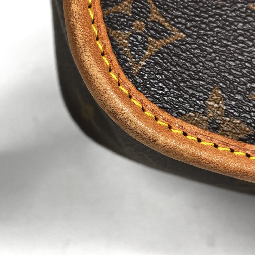 Louis Vuitton Sologne