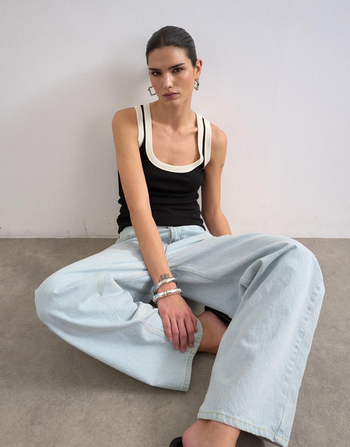TSRAJA RIB SCOOP NECK VEST JRS