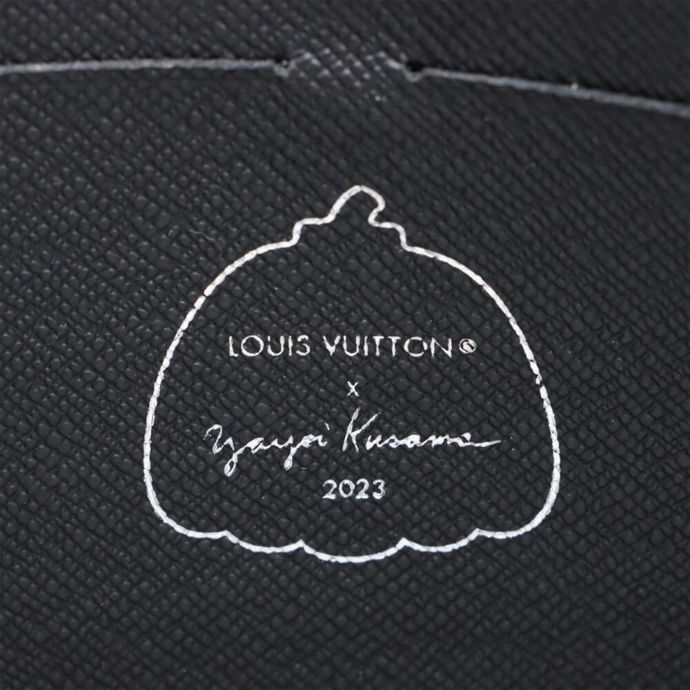 Louis Vuitton Pochette Homme