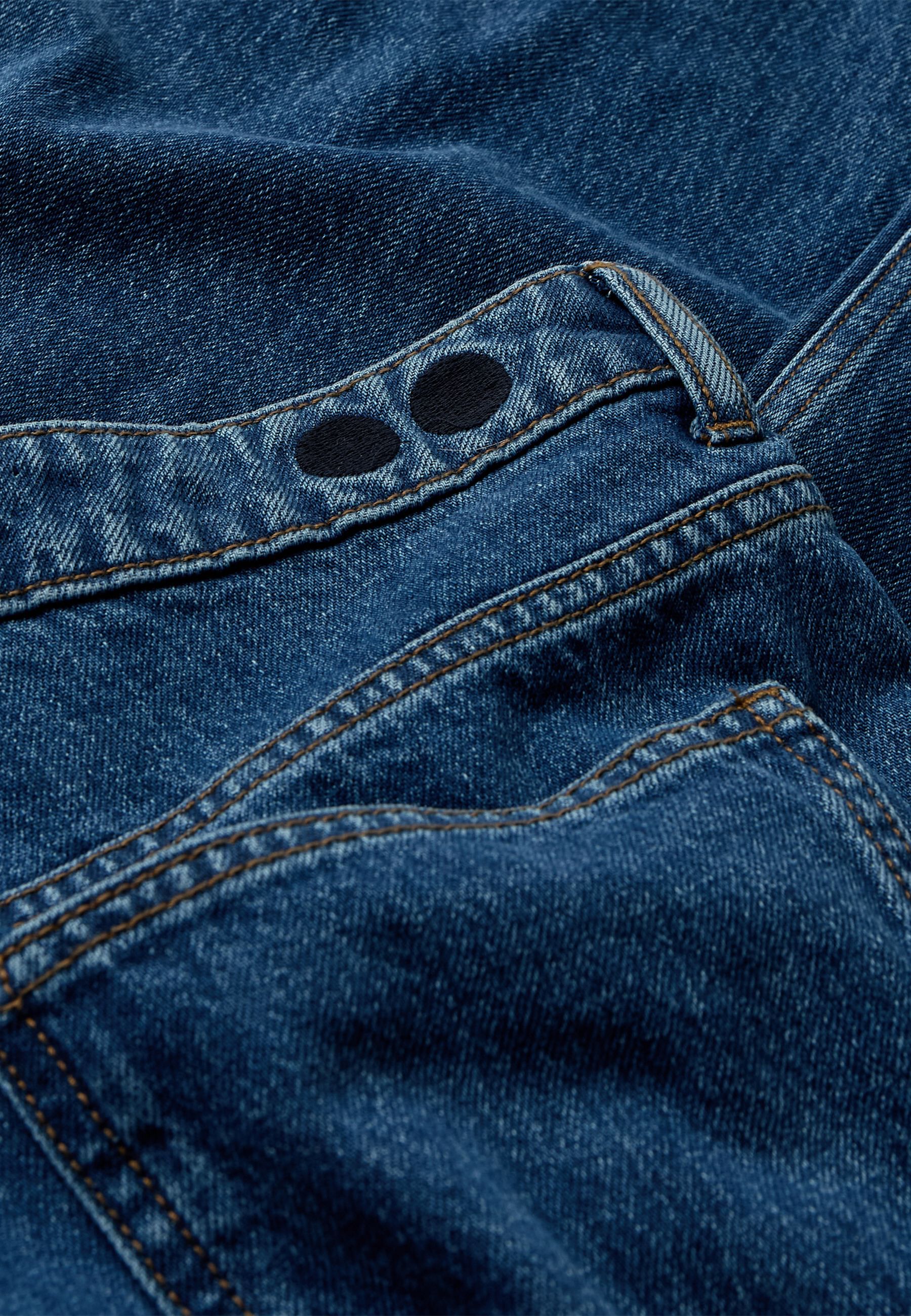 RTMASON STRAIGHT FIT JEANS.
