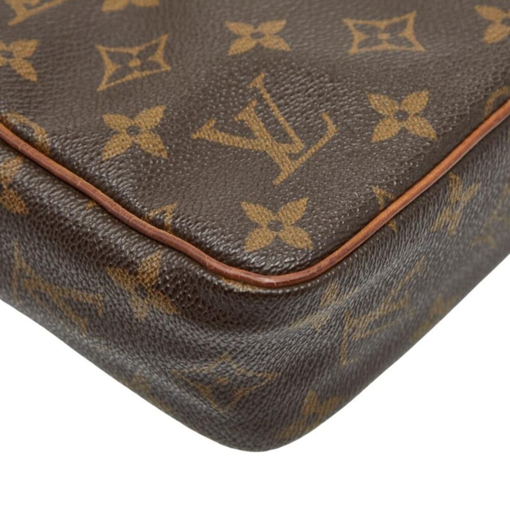 Louis Vuitton Clutch