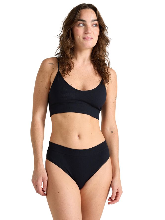 Ribbede brasilianske trusser uden sømme med høj talje