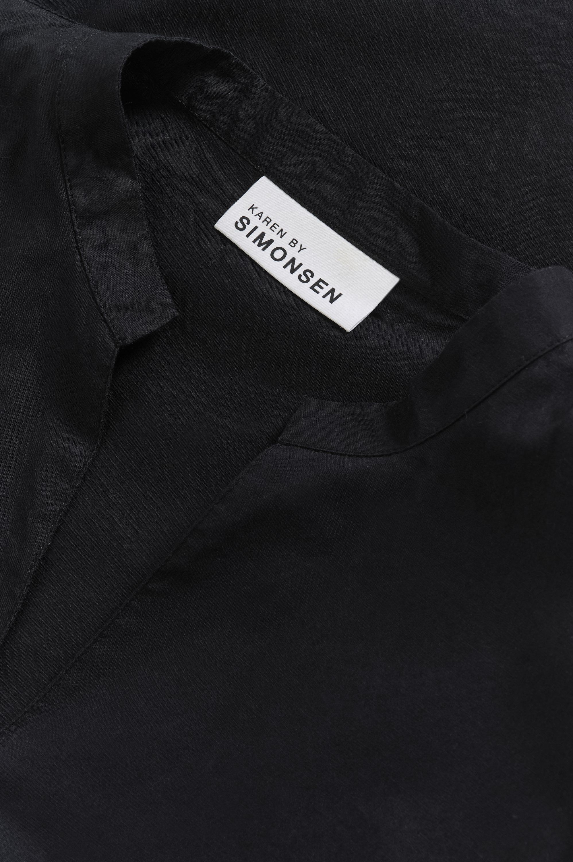 Kort&aelig;rmede bluser