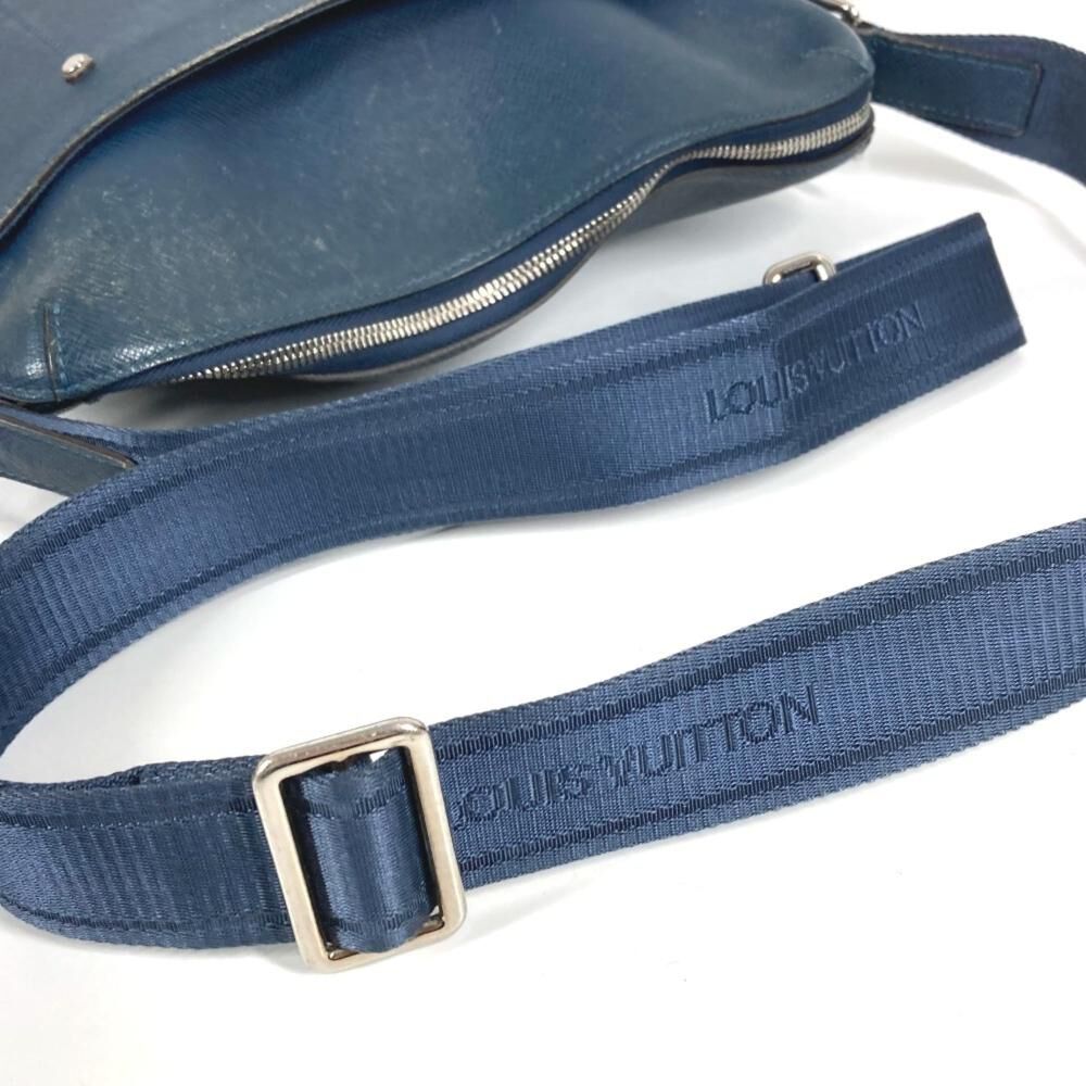 Louis Vuitton Crossbody Bag