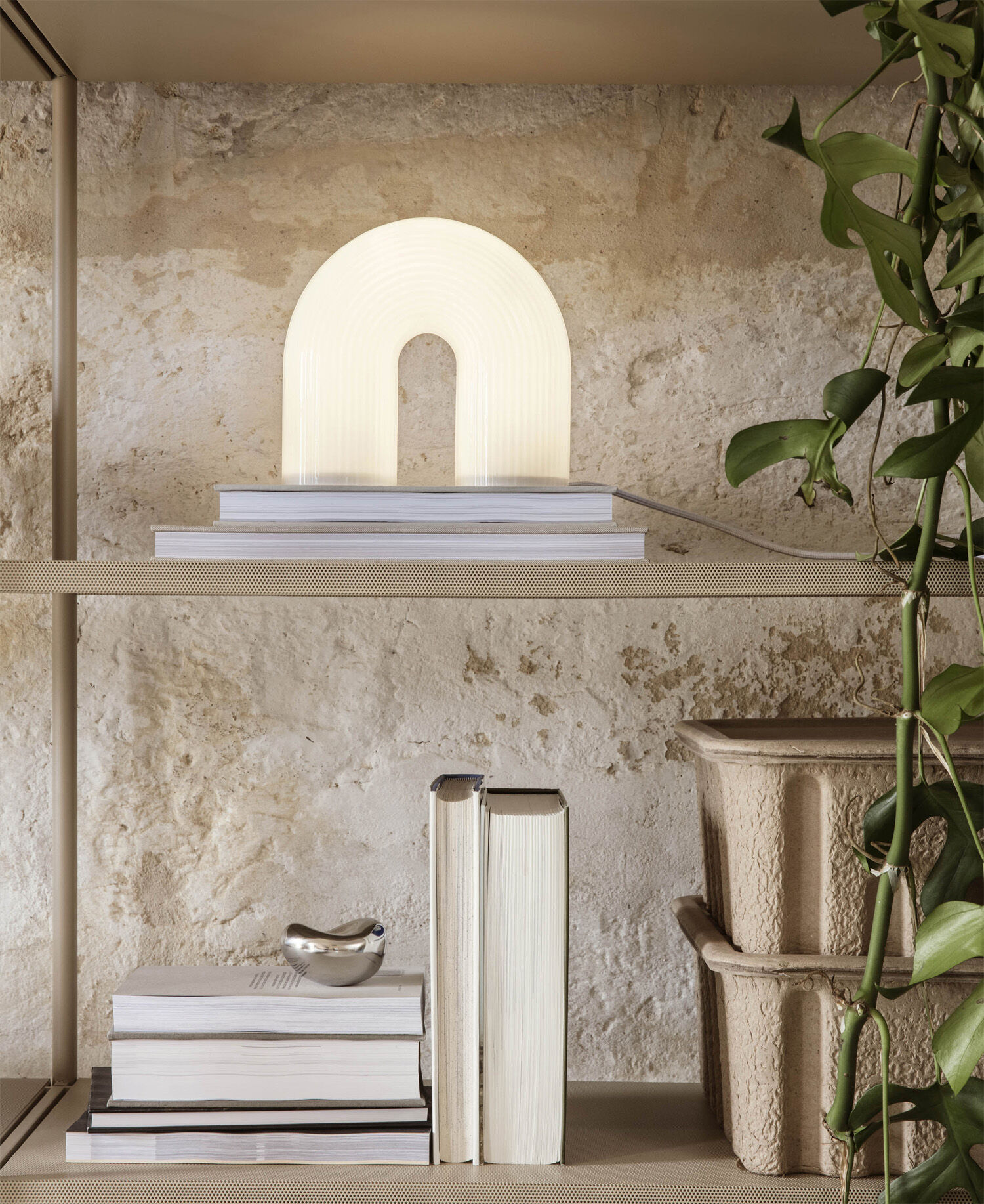 Vuelta Table Lamp - White