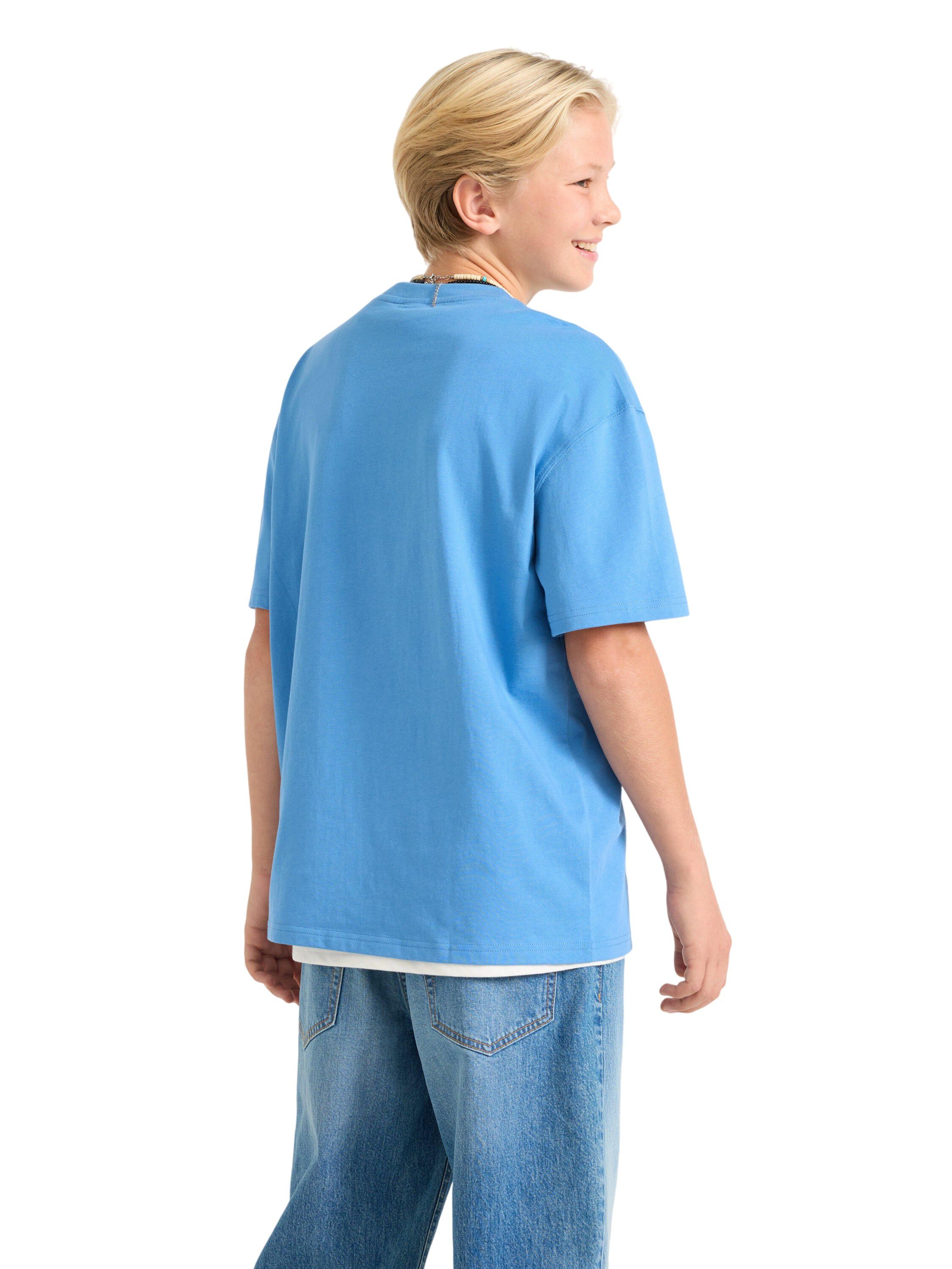 T-shirt with a relaxed fit and shor