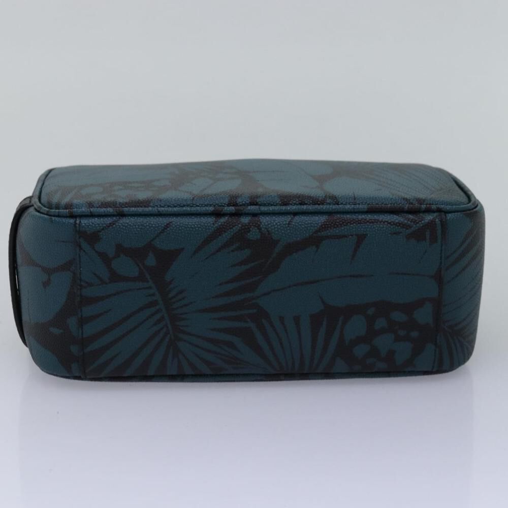 Yves Saint Laurent Clutch