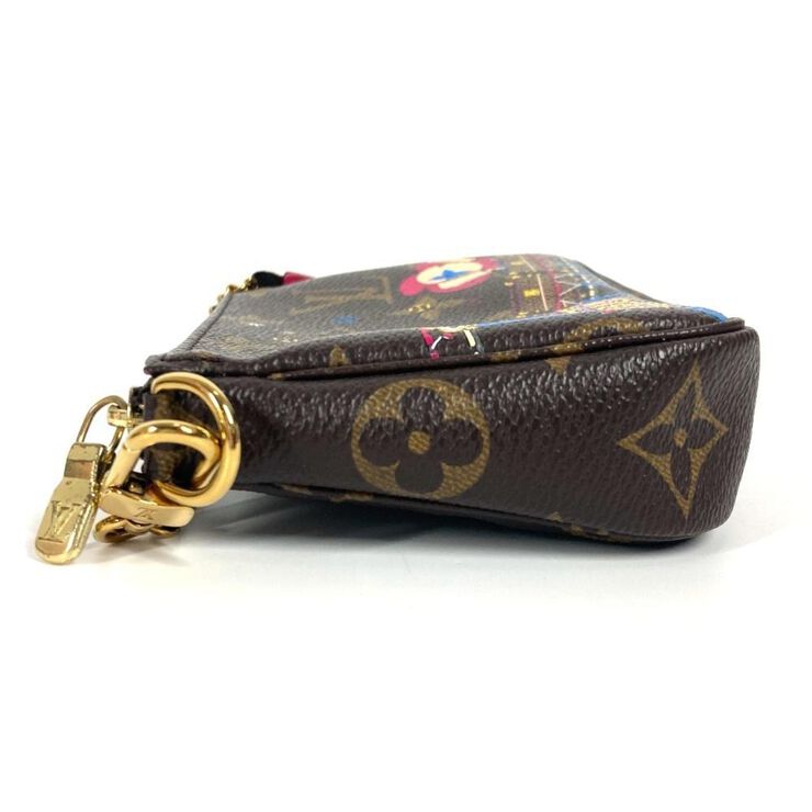 Louis Vuitton Pochette Accessoires