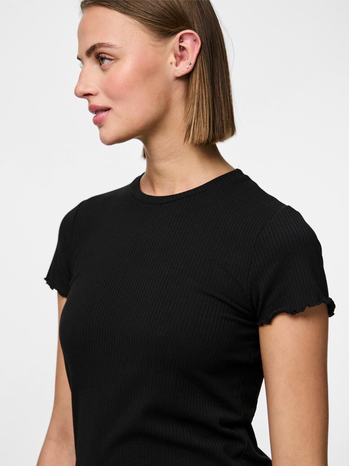 PCNICCA SS O-NECK TOP JRS NOOS