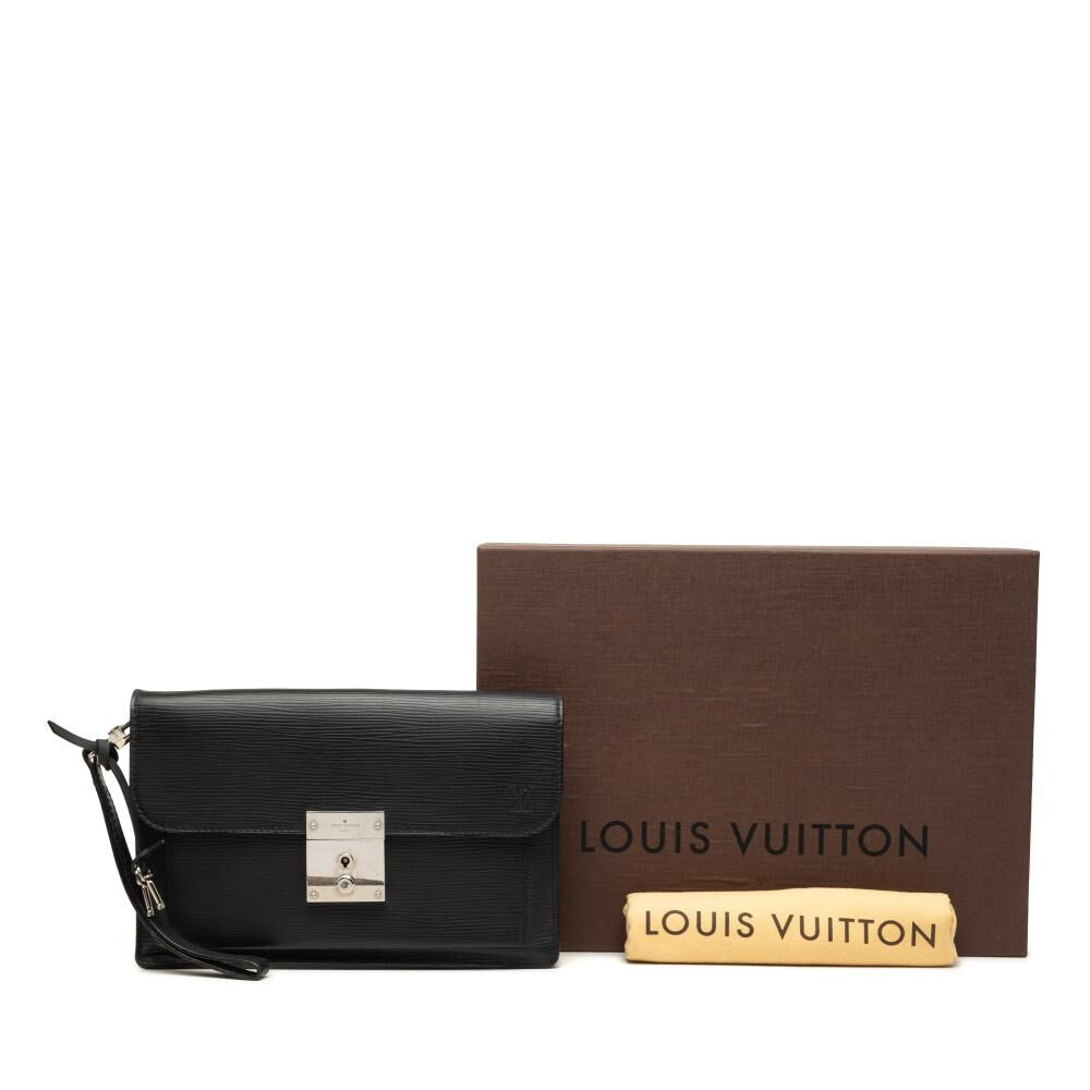 Louis Vuitton Clutch