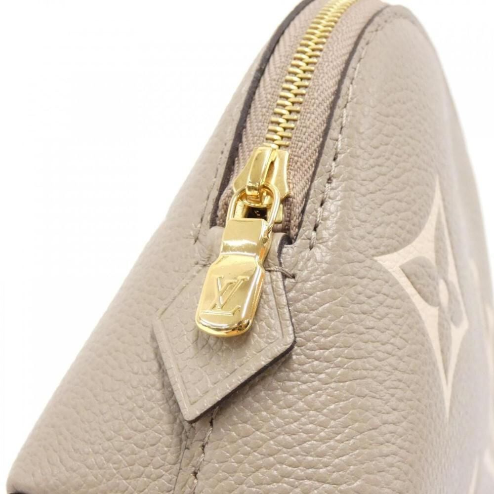 Louis Vuitton Pouch