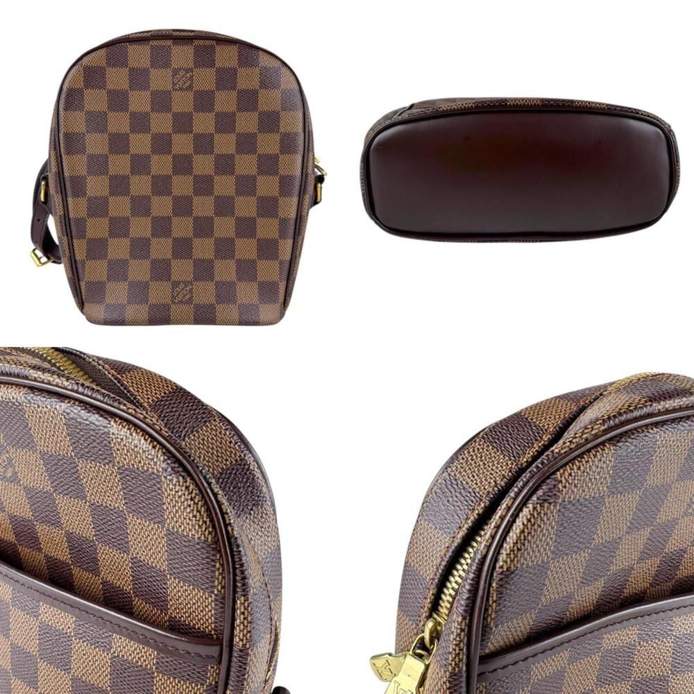 Louis Vuitton Shoulder Bags