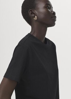 Short-sleeved cotton t-shirt