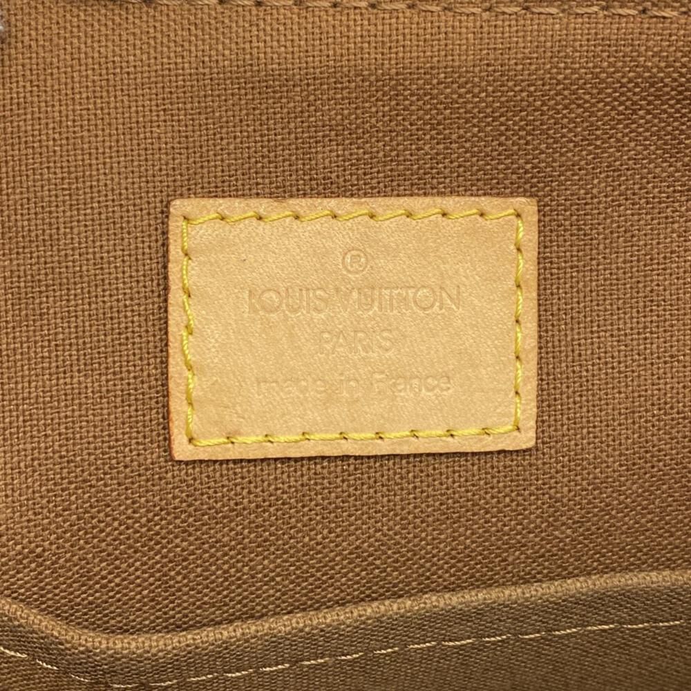 Louis Vuitton Shoulder Bags