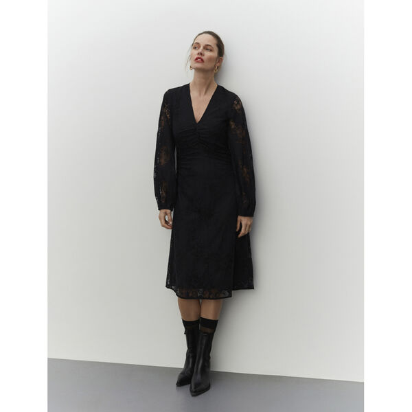 Naomi - Artistic Lace