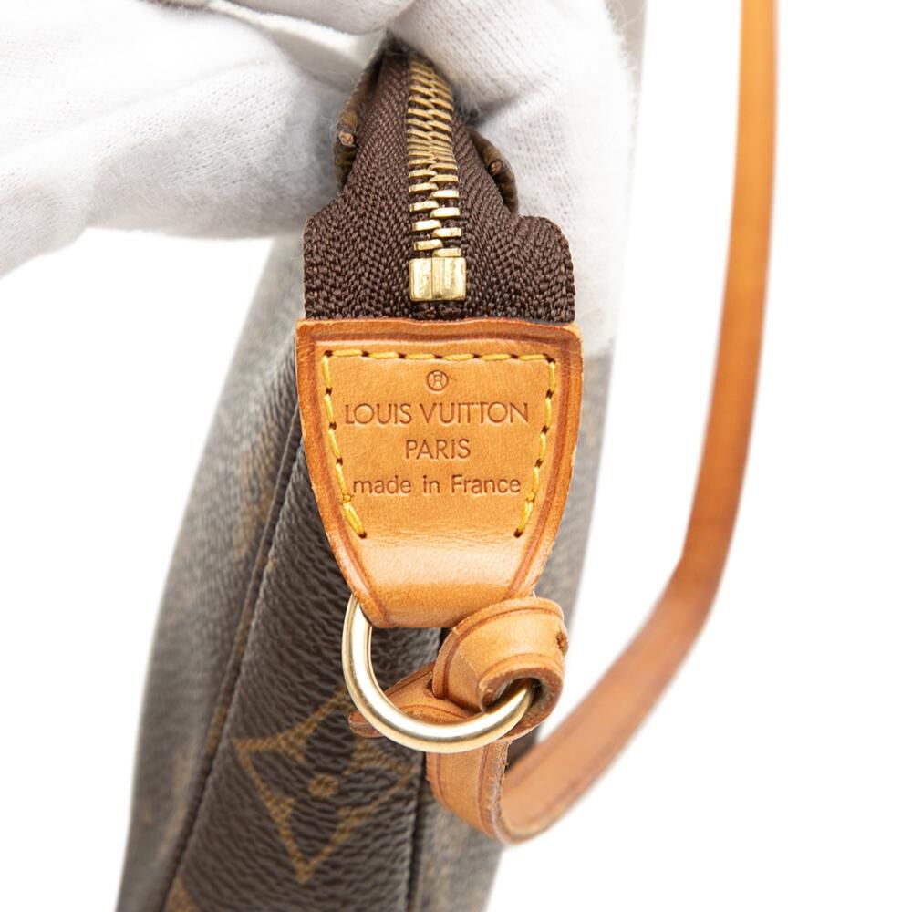 Louis Vuitton Pochette Accessoires