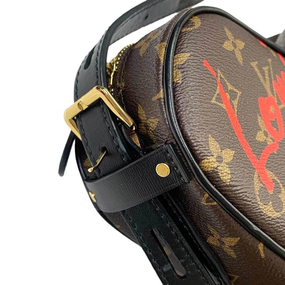Louis Vuitton Shoulder Bags