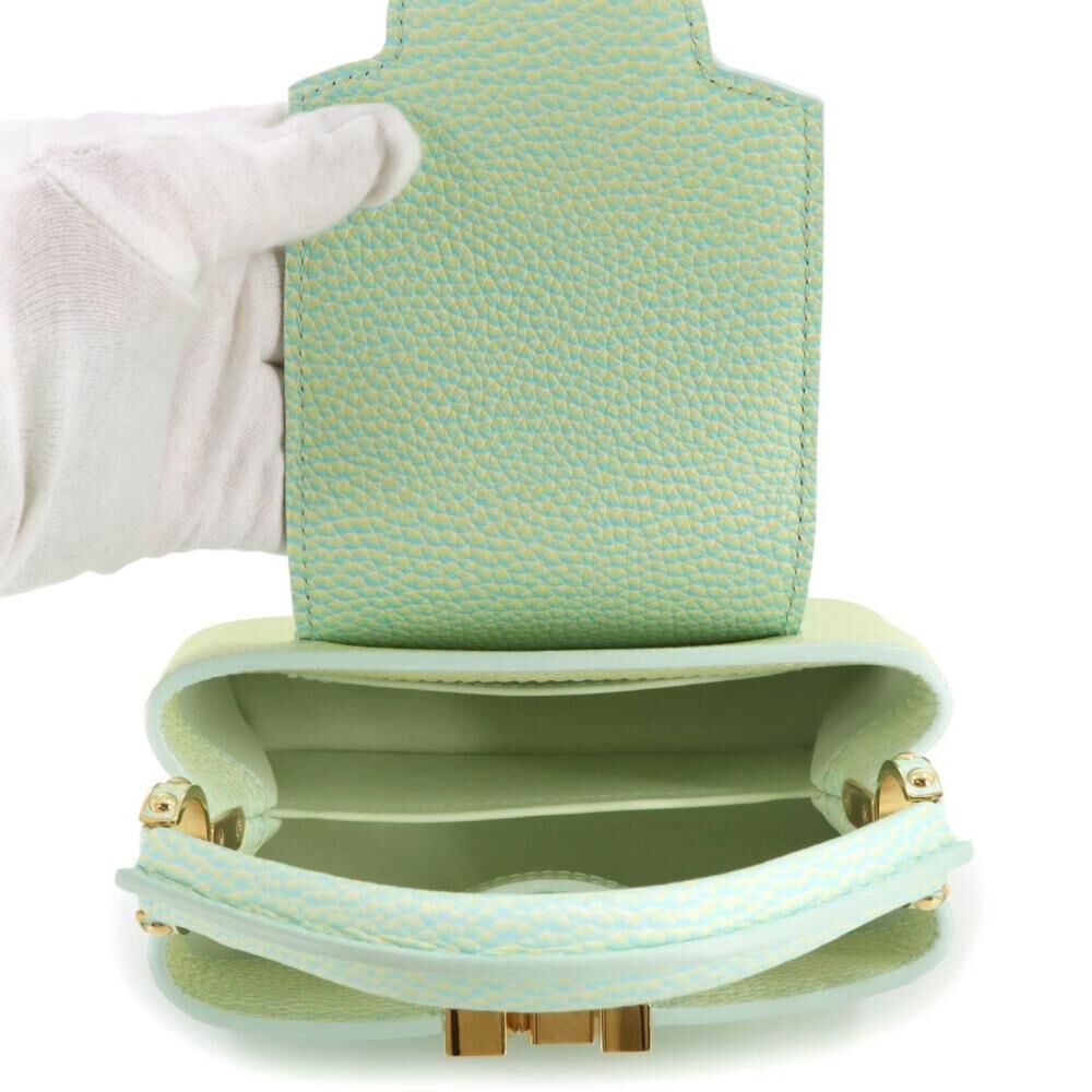 Louis Vuitton Capucines