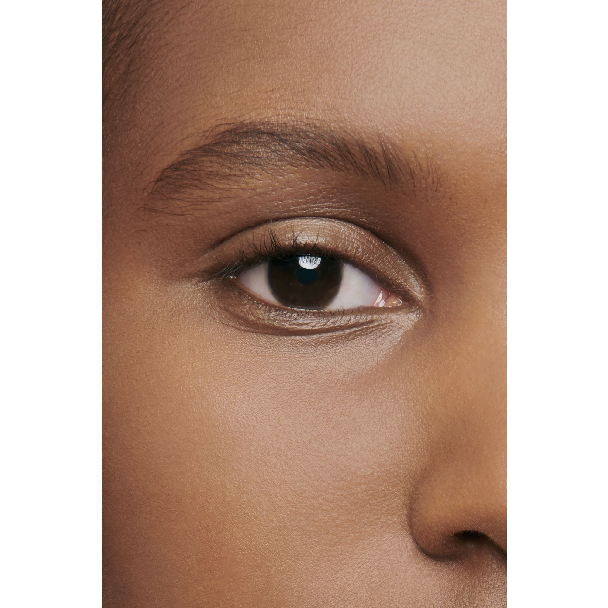 ULTRAWEAR  ALL-DAY COMFORT  FLAWLESS FINISH CONCEALER