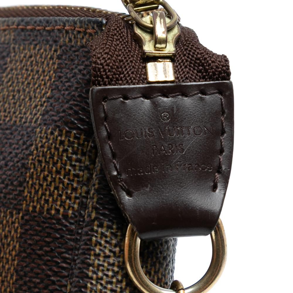 Louis Vuitton Pochette Accessoires