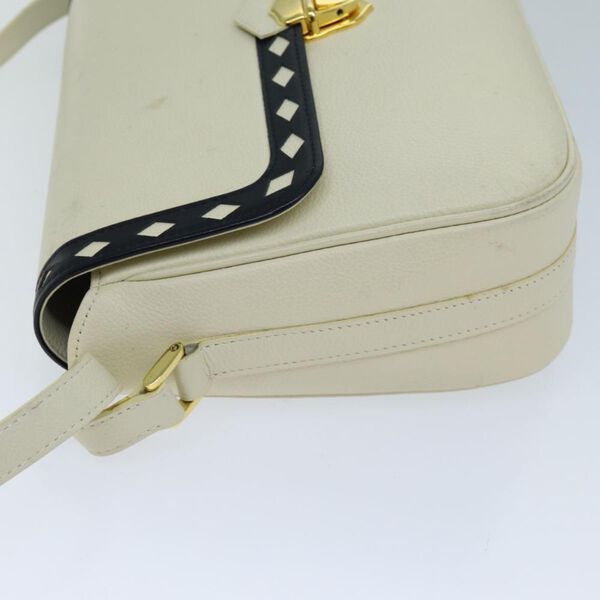 Yves Saint Laurent Shoulder Bag