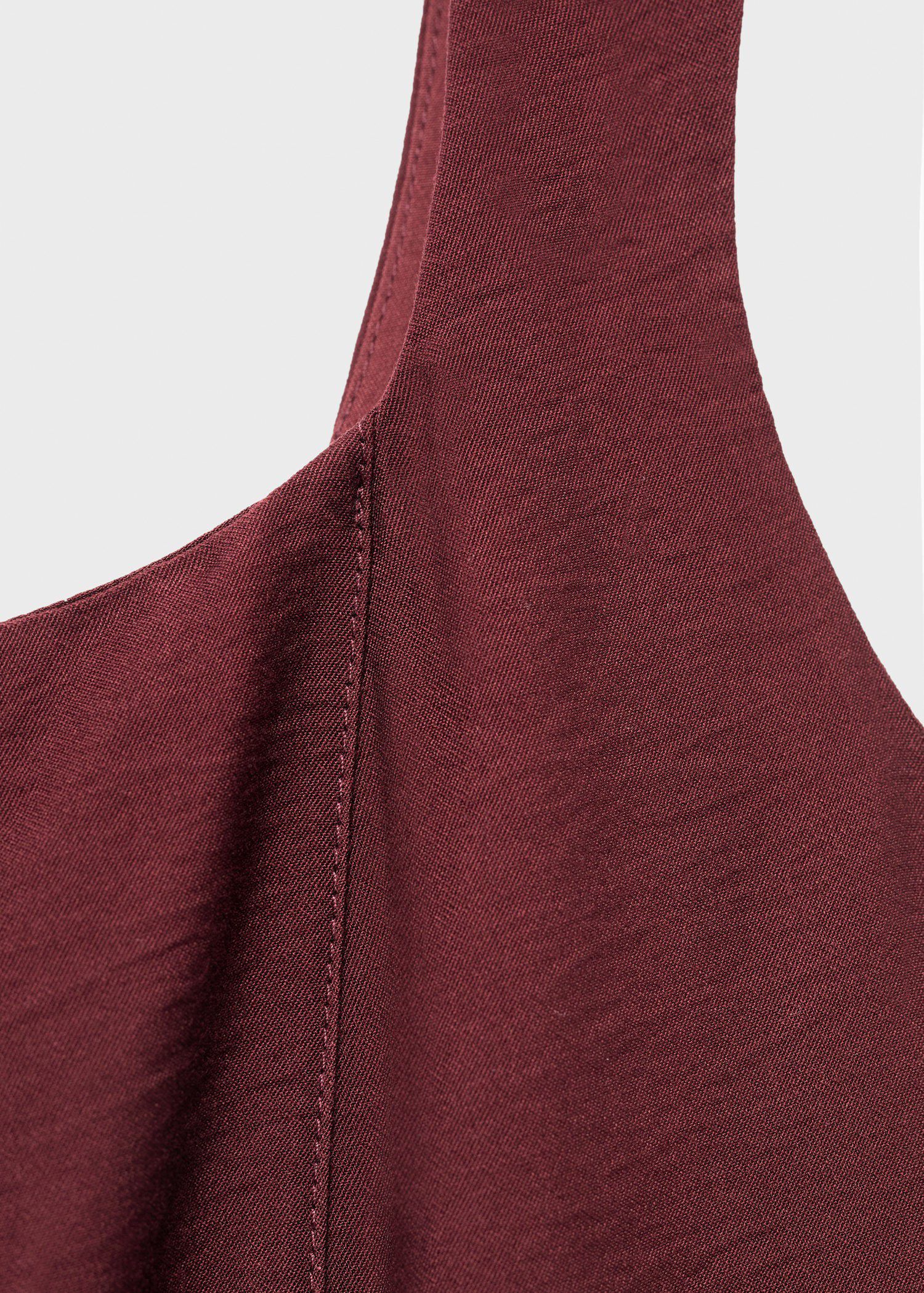 Midi-dress with stitching