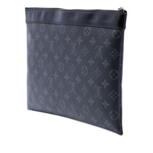 Louis Vuitton Clutch
