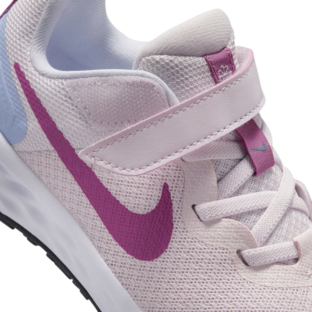 Revolution 6 sneakers