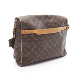 Louis Vuitton Shoulder Bags