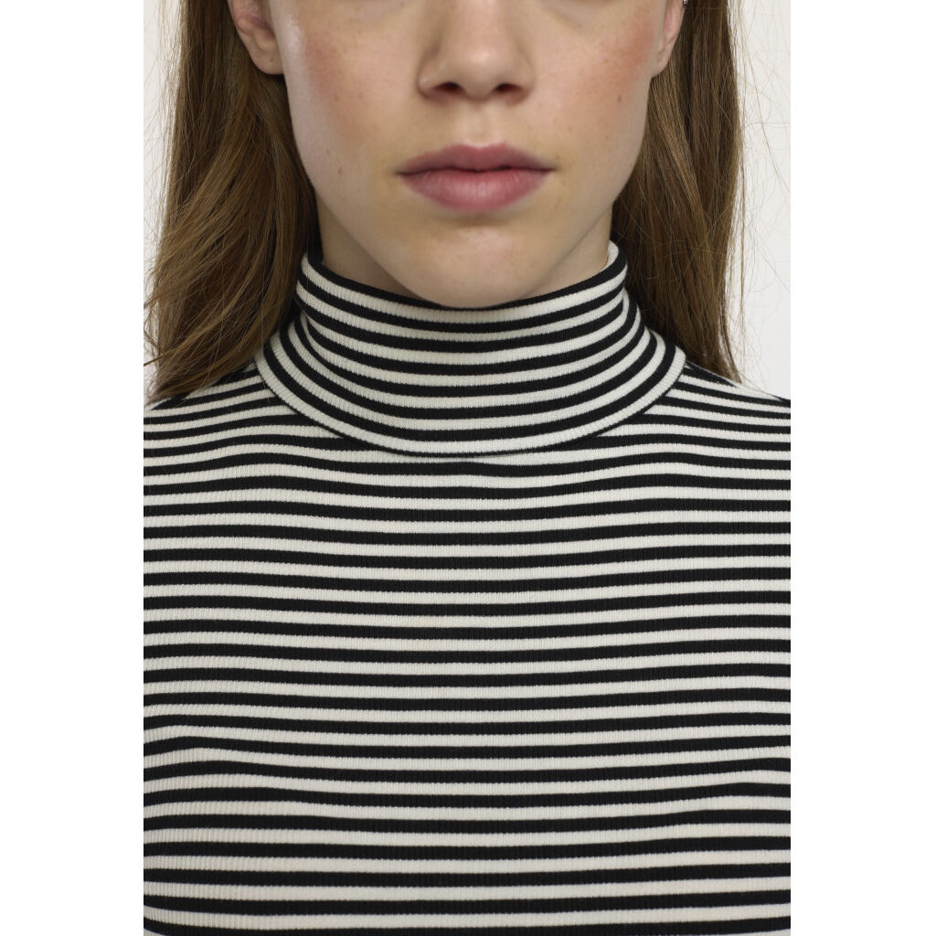 SRFenja Stripe Rollneck Top