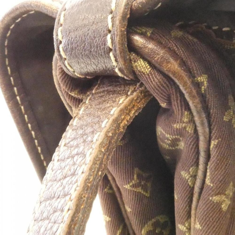 Louis Vuitton Saumur