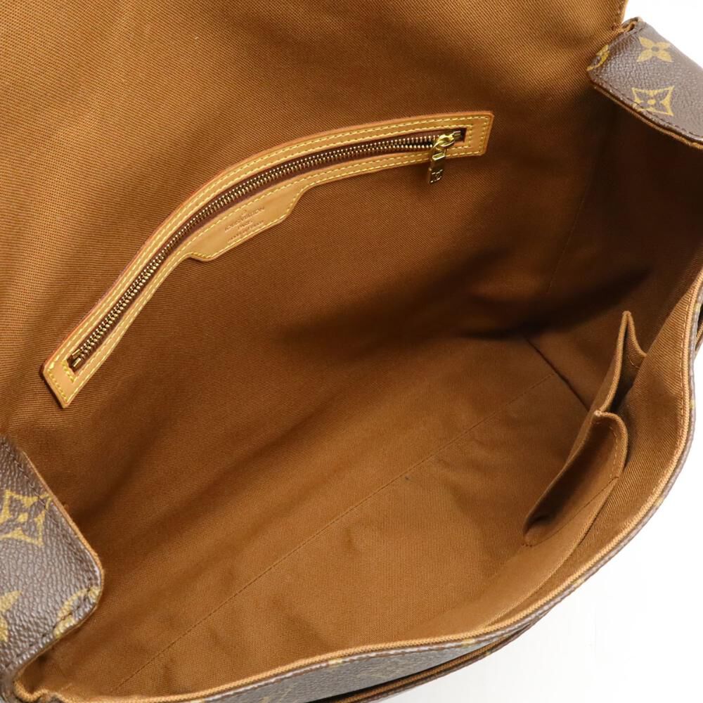 Louis Vuitton Shoulder Bags
