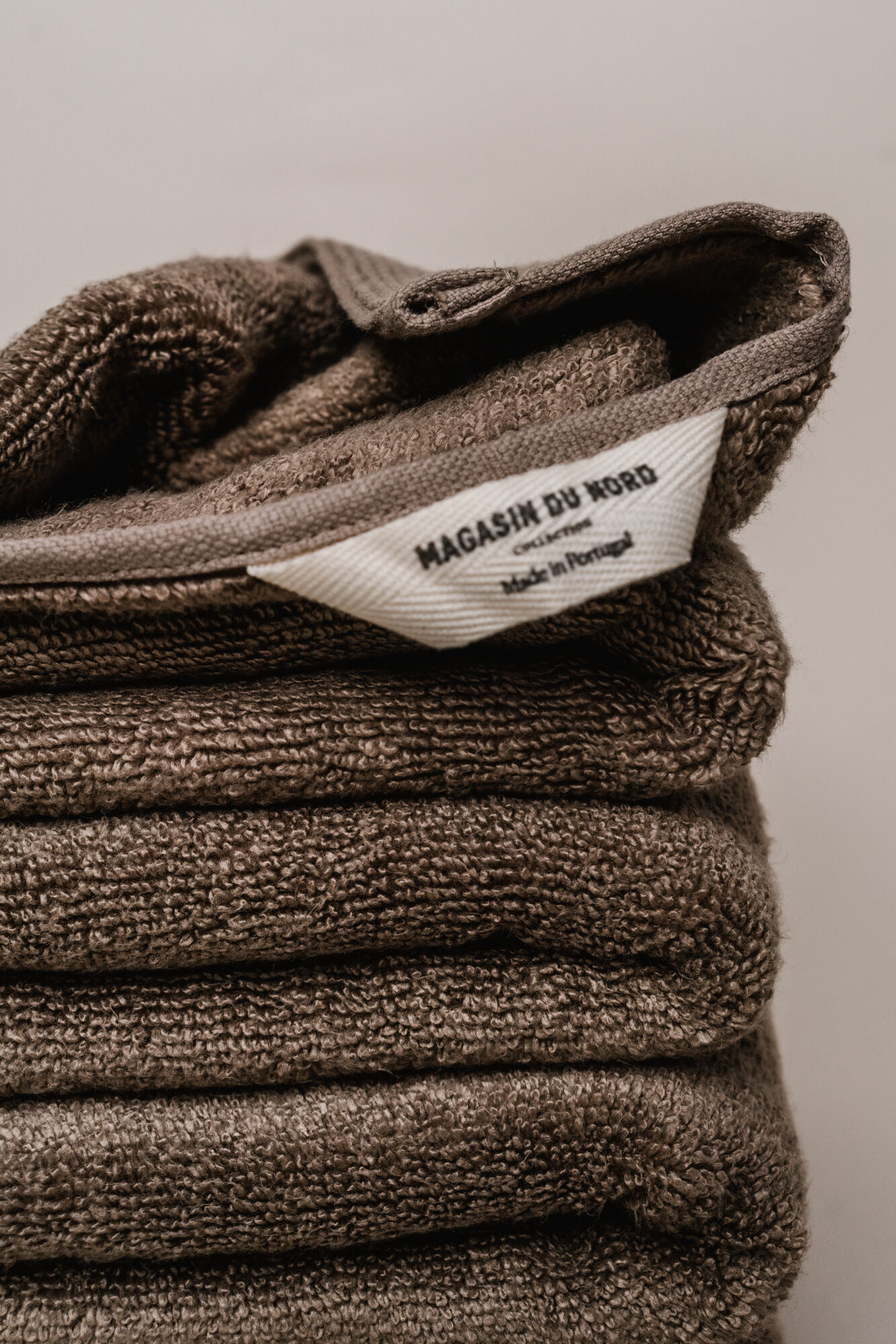 Hotel & spa h&aring;ndkl&aelig;de taupe