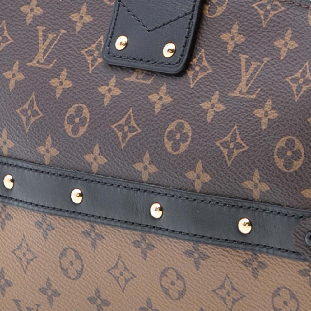 Louis Vuitton Clutch