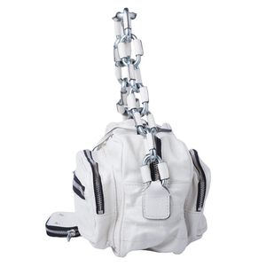 Chlo&eacute; Shoulder Bag