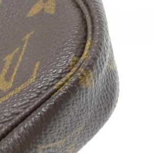 Louis Vuitton Pochette Accessoires