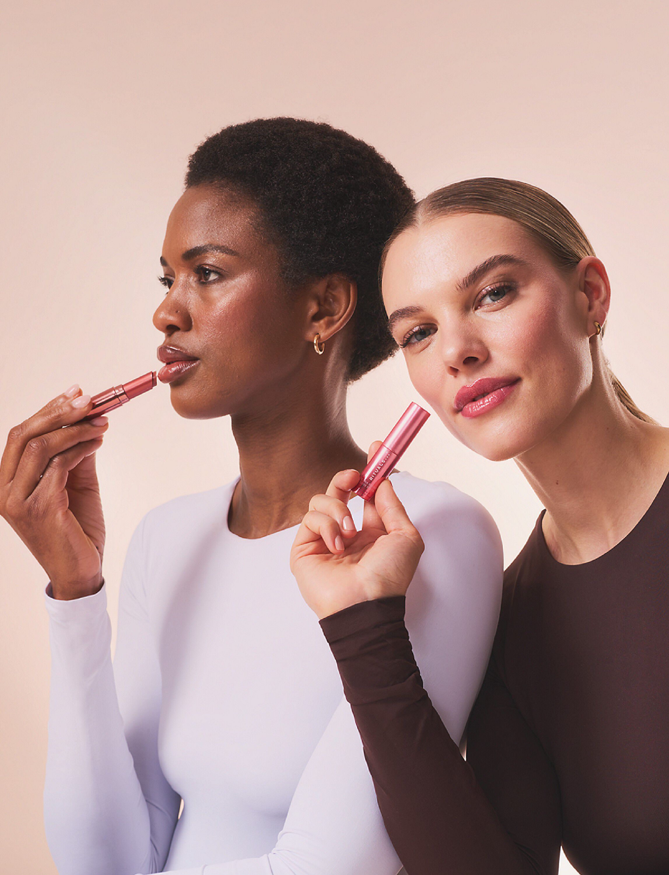 Ultra Shine Gloss Stick - Cheeky
